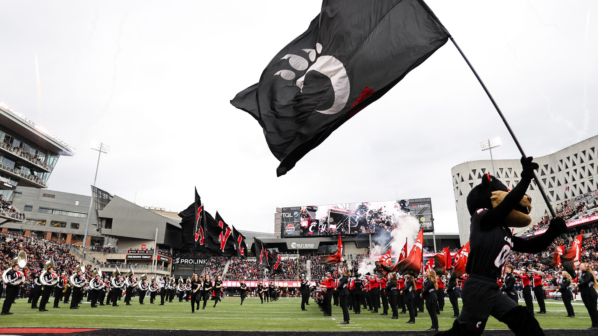 Cincinnati Set for AutoZone Liberty Bowl Matchup vs. No. 22 Navy