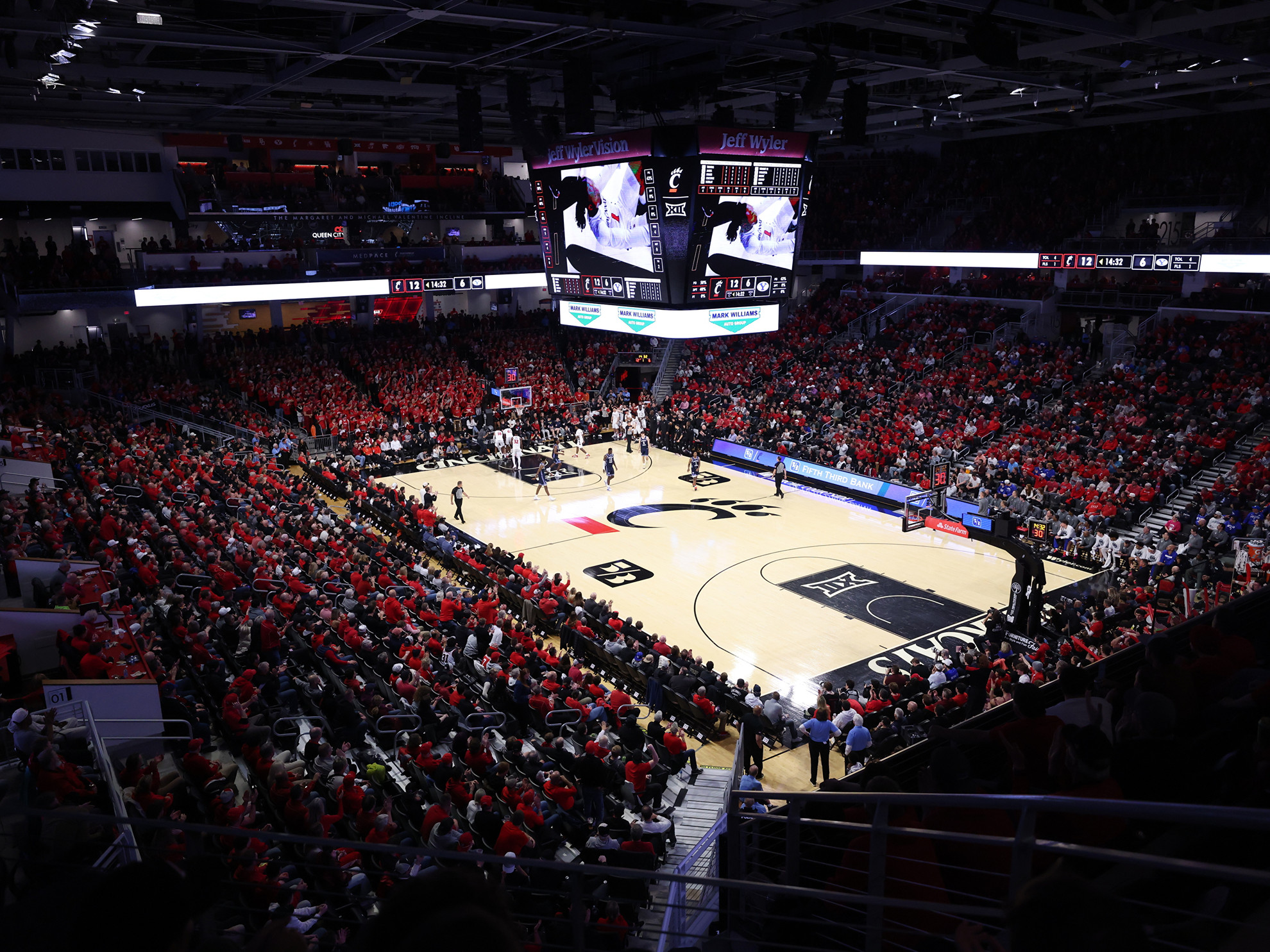 Cincinnati Men's Basketball news