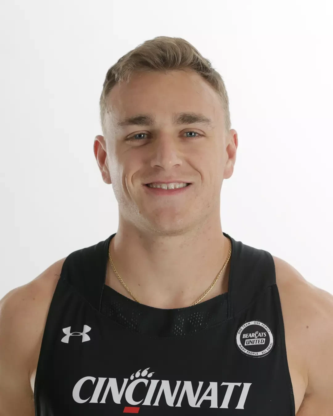 Quinton Riddle Cannon Riddle - 2021-22 Track & Field Roster - University of Cincinnati ...