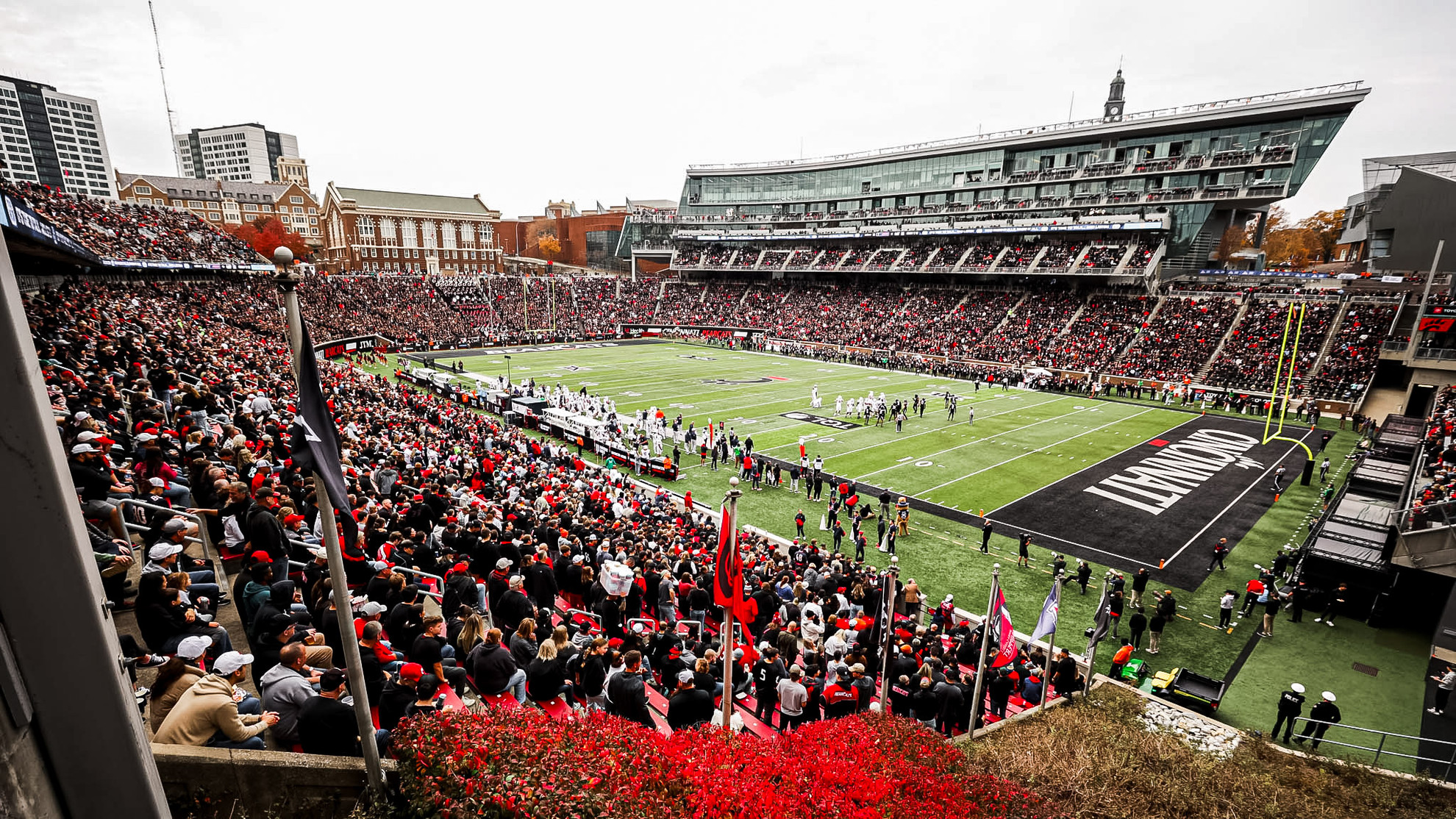 Cincinnati Hosts No. 11 BYU at Night in Final Home Game of 2025