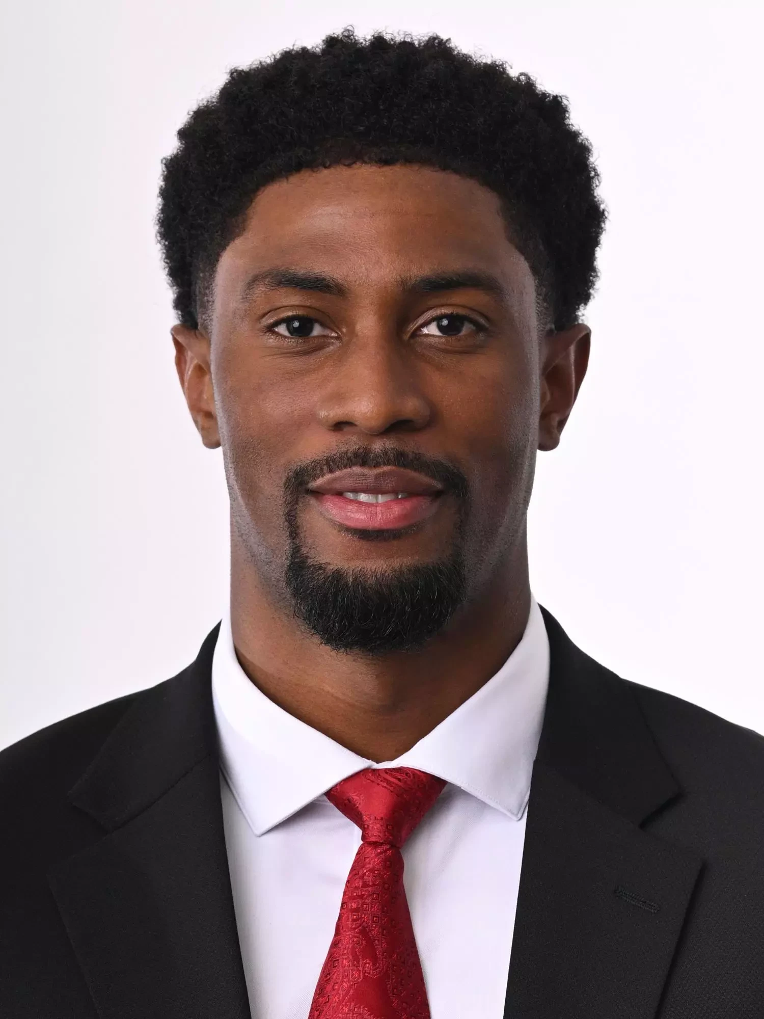 Headshot of Michael Thomas